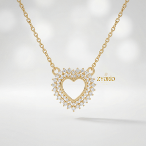 Colgante de Diamantes con Halo Dorado en Forma de Corazón con Cadena y Diamantes Brillantes - Joyería de Lujo para Compromiso, Boda y Aniversario - Product Image 1