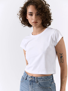 T-shirt court ajusté à manches courtes pour femme, haut basique de mode premium, logo personnalisé, streetwear Y2K, vente en gros OEM - Product Image 3