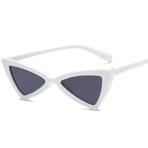 Lunettes de soleil papillon œil de chat pour femmes, vente en gros, petites lunettes de soleil triangulaires en plastique pour hommes et femmes - Product Image 5