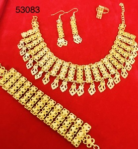 Conjunto de Joyería de Moda Chapada en Oro de 24K de Inspiración Italiana 2026, Directo de la India a Francia, Comoras, Mayotte, Reunión - Product Image 3