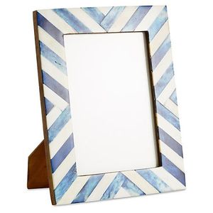 กรอบรูปสี่เหลี่ยมผืนผ้าหรูหราทันสมัย ประดับด้วยกระดูกฝังอย่างประณีต ทำจากสแตนเลส สามารถปรับแต่งโลโก้ สี และขนาดได้ตามต้องการ - Product Image 2