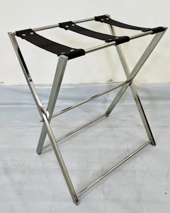 Soporte Plegable de Lujo Moderno de Acero Inoxidable para Maletas, con Correas Negras, para Hoteles, Lobbies y Habitaciones de Huéspedes - Product Image 3