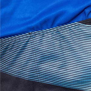 Maillot de cyclisme moderne pour homme avec fermeture éclair, en polyester respirant et écologique, design épuré pour les entraînements de fitness et les tenues de sport décontractées - Product Image 5