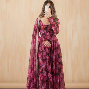 Conjunto de Kurta Premium Color Granate con Estampado Digital, Sin Parte Inferior Incluida, Tela Georgette, Largo hasta el Tobillo, Ropa India al por Mayor - Product Image 1