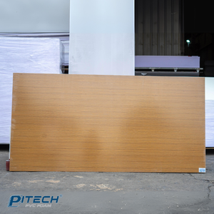 Laminage de grain de bois de panneau de mousse de PVC à haute densité de Pitech fait au Vietnam pour les feuilles de plastique durables de solutions de meubles - Product Image 1