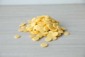 Chocolate Compuesto HALAL de Plátano en Botones, Venta al por Mayor, Etiqueta Privada Personalizada, para Repostería, Galletas y Bizcochos - Product Image 4