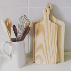 Planche à découper en bois artisanale, planche à découper en bois naturel pour la préparation des aliments en cuisine, restaurant, hôtel, vente en gros - Product Image 1
