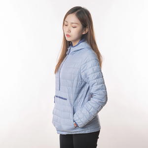 เสื้อแจ็คเก็ตพัฟเฟอร์มีฮู้ดสีน้ำเงินสำหรับผู้หญิง ฤดูหนาว สวมใส่สบาย ซิปด้านหน้า กันลม บุด้วยโพลีเอสเตอร์ ทรงปกติ สีพื้น - Product Image 4