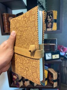 Carnet de notes NEW ERA vintage en cuir relié, couverture rigide, papier coton, 100 feuilles, pour croquis au crayon et scrapbooking - Couleur jaune - Product Image 3