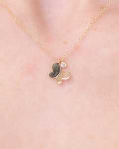 Collar con Colgante de Mariposa en Oro Amarillo con Diamante Cultivado en Laboratorio - Product Image 1