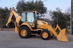 Chargeuse-pelleteuse compacte JCB 4CX d'occasion, chargeuse frontale 4x4 pour l'agriculture et la construction - Product Image 5
