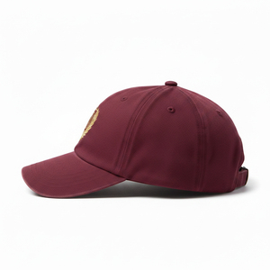 Gorras de Béisbol de Tela de Gamuza de Lujo, Logotipo Personalizado en Relieve, Correa con Hebilla Metálica, Gorras de Moda Urbana Premium - Product Image 2