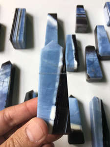 Tour de cristal d'opale bleue d'Owyhee naturelle, poli à la main, point de cristal de guérison - Product Image 3