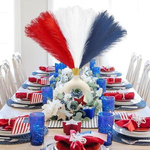 Decoraciones Patrióticas para el 4 de Julio, 30 Piezas de 21.6 Pulgadas, Tallos de Hierba de Pampas Artificiales Rojos, Blancos y Azules, Decoraciones de Mesa para Fiestas - Product Image 5