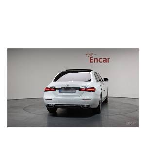 Mercedes-Benz Clase E E450 4MATIC Exclusive Junio 2021 21.895 km Volante a la Izquierda Caja de Cambios Automática Cámara Trasera - Product Image 3