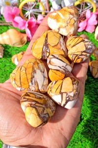 Cœur en jaspe Mookaite naturel poli, pierre de guérison pour le Feng Shui, le Reiki, la méditation, la décoration énergétique - Chakralume Vente en gros - Product Image 2