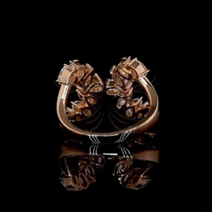 Anillo de compromiso y boda para mujer, de oro amarillo de 14 quilates, con corte de pera, diamante cultivado en laboratorio, claridad F VVS2, certificado IGI, para uso diario, estilo clásico. - Product Image 2