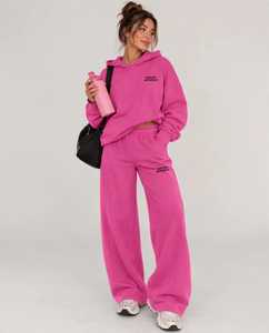 Conjunto Deportivo Rosa con Capucha para Mujer Oneten, Top de Manga Larga y Pantalones Anchos - Product Image 2