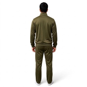 Fabricant de survêtements personnalisés pour hommes, fournisseur en gros de vêtements de sport, vêtements à marque privée pour les marchés américain, britannique et européen, vêtements de mode. - Product Image 4