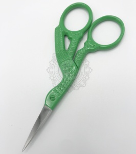 Tijeras para cutículas de pestañas recubiertas de polvo verde aceptadas con Etiqueta Privada, hoja de acero afilada, tijeras para cara de pájaro, manicura, corte de uñas - Product Image 4