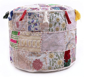 Pouf circulaire bohème artisanal en tissu, design patchwork décoratif, emballage individuel - Product Image 3
