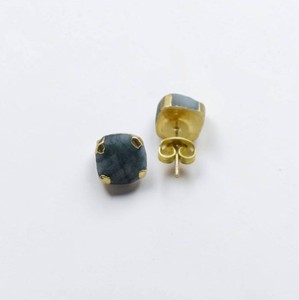 Handmade Dyed <b>Emerald</b> Natural Raw Gemstone <b>Studs</b> Earrings Wholesale - Product Image 2