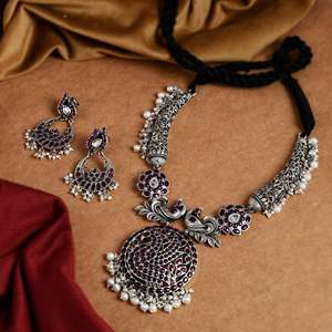 Collar de Plata Pura Meera Jaipur con Perlas - Accesorio Elegante y Lujoso - Product Image 2