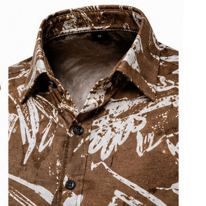Chemise décontractée à motif floral pour homme avec coutures de qualité supérieure, tissu respirant et coupe confortable pour un usage quotidien et une mode de vacances - Product Image 3