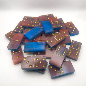 Jeu de dominos artistique en résine époxy, boîte noire, dés rayés bleus et rouges, jeu double six, objet d'art, objet de collection, cadeau artisanal, cadeau puzzle pour enfants - Product Image 5
