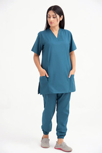 EVERGLOW Conjunto de Uniforme Médico Unisex Rosa de Algodón y Poliéster, Blusas y Camisas de Hospital con Función de Detección de Agujas, Sin Costuras - Product Image 2