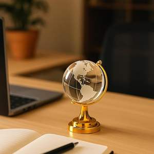 Globo Decorativo de Cristal con Base Dorada, Perfecto para la Oficina en Casa y la Mesa de Estudio, Elegante Decoración para Mesa de Hogar y Oficina - Product Image 6