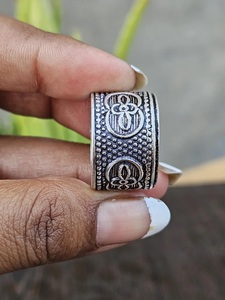 Anillo Floral Negro de Plata de Ley 925 Hecho a Mano, Anillo de Boda Vintage, Regalo - Product Image 4