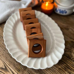 Servilletero de madera hecho a mano rústico para fiestas al aire libre, bodas en el jardín, experiencias gastronómicas familiares ecológicas - Product Image 2