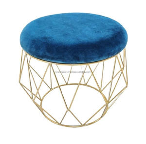 Tabouret en résine moderne élégant et élégant fait à la main, aspect luxueux, forme personnalisée, peint, Europe, pour la décoration de la maison ou la vente en gros - Product Image 2