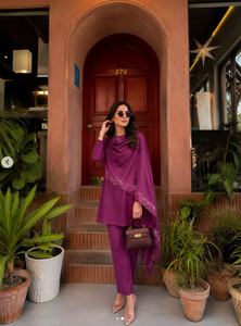 SADIA AUN HUTE COUTURE Elegant Purple Silk <b>Kurta</b>/Kurti Lace Trim Regular Fit Floor-Length <b>Women</b> Formal Wear Quick Dry Sun - Product Image 2