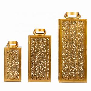 Décorations d'intérieur 2026, bougeoirs en métal carrés modernes dorés, lanternes en 3 tailles pour la décoration de table et de sol, Noël - Product Image 6