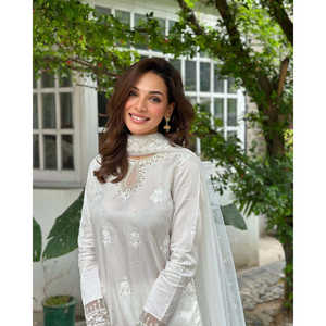 Top de Diseño para Mujer, Silueta Recta, Bordado con Lentejuelas, Cuello Alto, Detalle Recortado, Capa Transparente, Elegante Sharara - Product Image 2