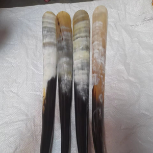 Nuevo Calzador Ecológico Hecho a Mano con Forma Natural - Product Image 1