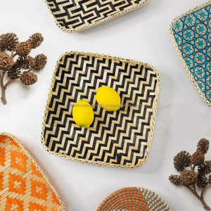 ถาดไม้ไผ่สี่เหลี่ยมสีดำและสีขาวชนบท | ถาดเสิร์ฟไม้ตกแต่งทำในเวียดนาม - Product Image 1