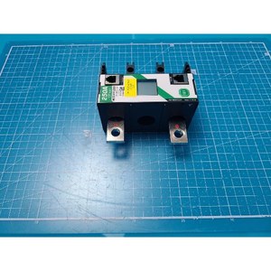 Transformateur de courant alternatif ROOTECH ACCURA 2350 1P-250A-105, utilisé comme pièce détachée d'équipement semi-conducteur d'époque - Product Image 1
