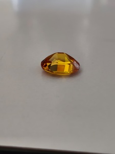 Zafiro amarillo cultivado en laboratorio, piedra preciosa suelta de alta calidad, forma ovalada, claridad brillante, piedra facetada para la fabricación de joyas. - Product Image 6