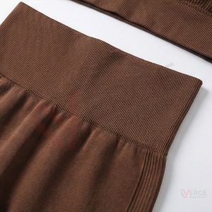 Ensemble de yoga 2 pièces pour femmes, haut court sans couture à col en V marron et leggings taille haute - Product Image 5