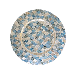 Plato de presentación redondo decorativo costero de concha de capiz de nácar con diseño de escamas de pez azul para bodas al por mayor - Product Image 1