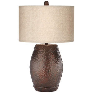 Lámpara de mesa antigua con base de metal bronce martillado y pantalla de lino para decoración de sala de estar, dormitorio u oficina al mejor precio. - Product Image 1