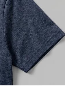 Camiseta casual de punto con cuello redondo y manga corta para hombre, antiarrugas, ecológica, transpirable, de corte regular, para verano. - Product Image 2