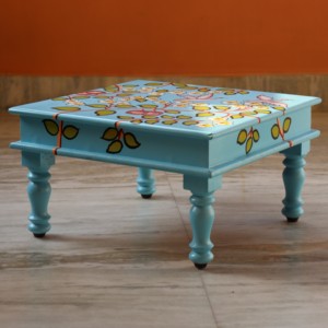 Table Chowki en bois peinte à la main Mini table basse de Style indien pour bureau à domicile sympathie de Pâques retour école obtenir bien anniversaire - Product Image 2