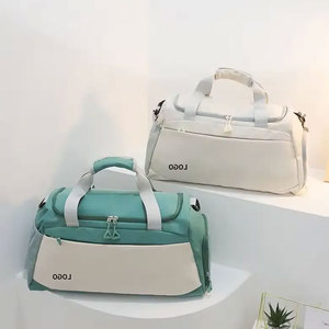 Sac de sport en nylon personnalisé, nouveau design tendance, grande capacité, sac de voyage pour le sport et le yoga, sac de sport portable avec compartiment à chaussures - Product Image 5