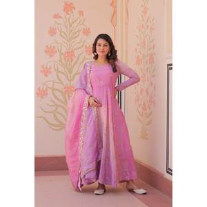 Robe de soirée multi-brodée avec paillettes incluant robe et Dupatta - Product Image 2