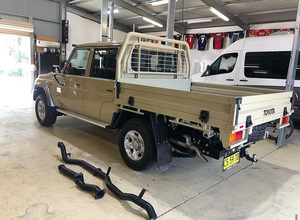 Autos Usados Toyota Land Cruiser 70, Camioneta Utilitaria de Doble Cabina, Vehículo Todoterreno para Carga - Product Image 2