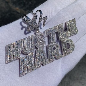 Colgante de Moissanita Hustle Hard 24/7, Plata 925 con Baño de Rodio, Estilo Hiphop, para Uso Diario Masculino - Product Image 3